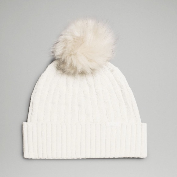 Lululemon Cable Knit Pom Beanie Color Natural        Size OS NWT - Picture 1 of 7
